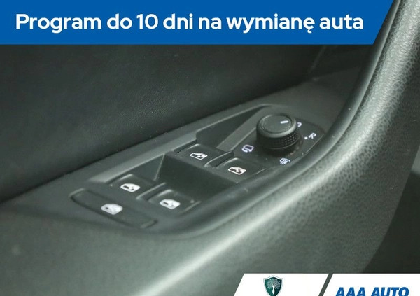 Volkswagen Arteon cena 115000 przebieg: 116349, rok produkcji 2017 z Kłecko małe 352